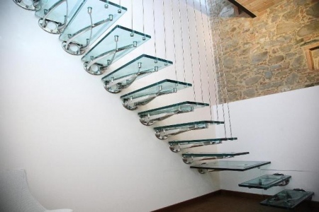 Glass staircases made of tempered laminated glass